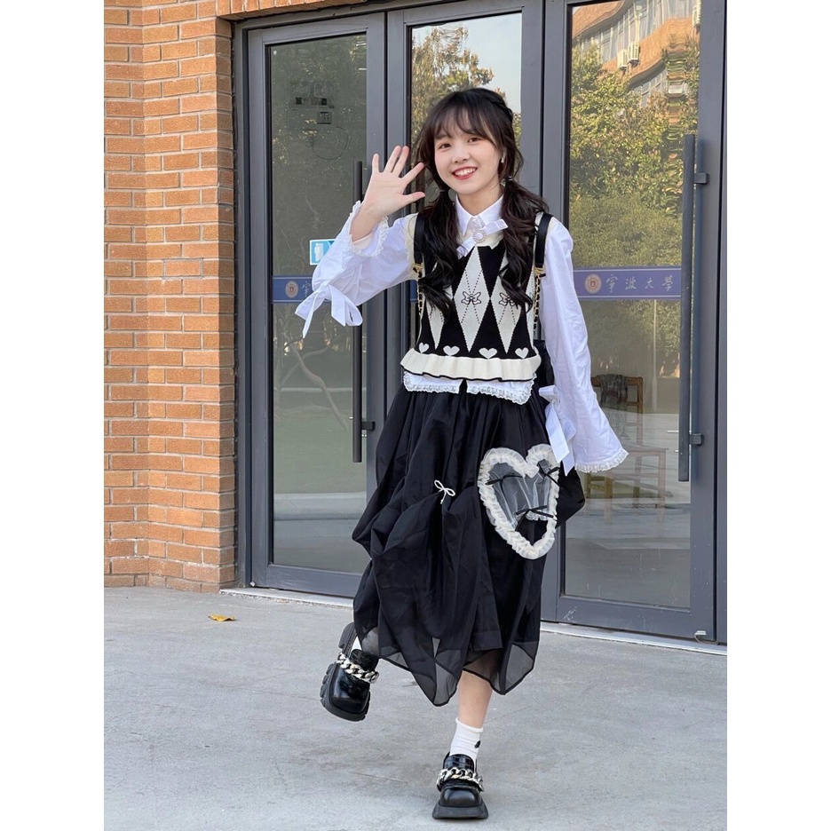 Three-piece suit/one-piece western style sweet rhombic knitted vest bow shirt skirt spring and autumn suit women's vqqh