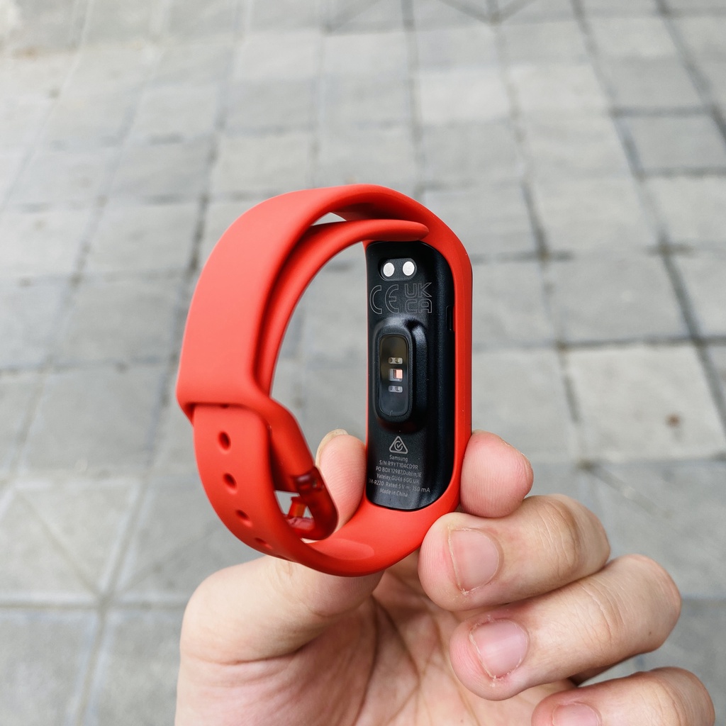 Vòng tay thông minh Samsung Galaxy Fit 2 đạt chuẩn kháng nước 5 ATM đo chỉ số sức khoẻ - Hàng Fullbox BH 12 tháng