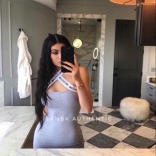Đầm body thun gân
