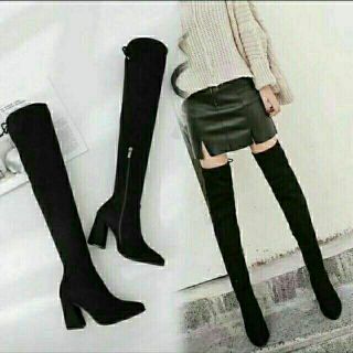 Boot cao cổ phối khóa bên hông