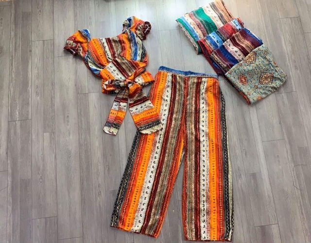 Sét thổ cẩm quần ống rộng áo cột nơ | BigBuy360 - bigbuy360.vn