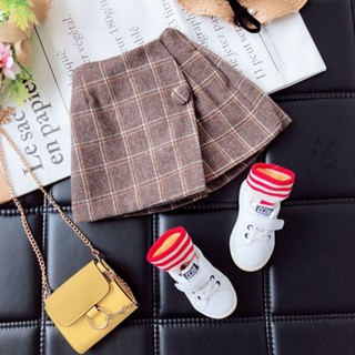 Quần váy dạ siêu cute cho các bé