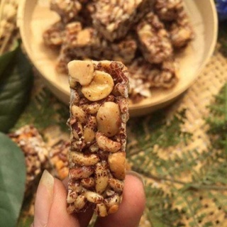 KẸO GẠO LỨT ĐẬU PHỘNG