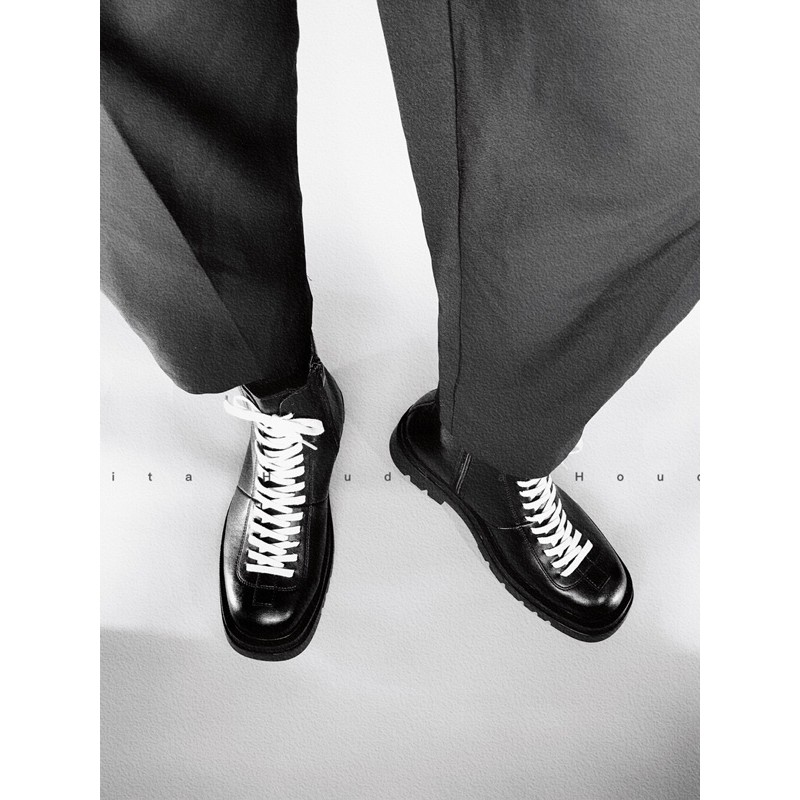 Boot cao cổ cổ lửng mũi vuông buộc dây đế cao quân đội hàn quốc - HOUDITA C-B01