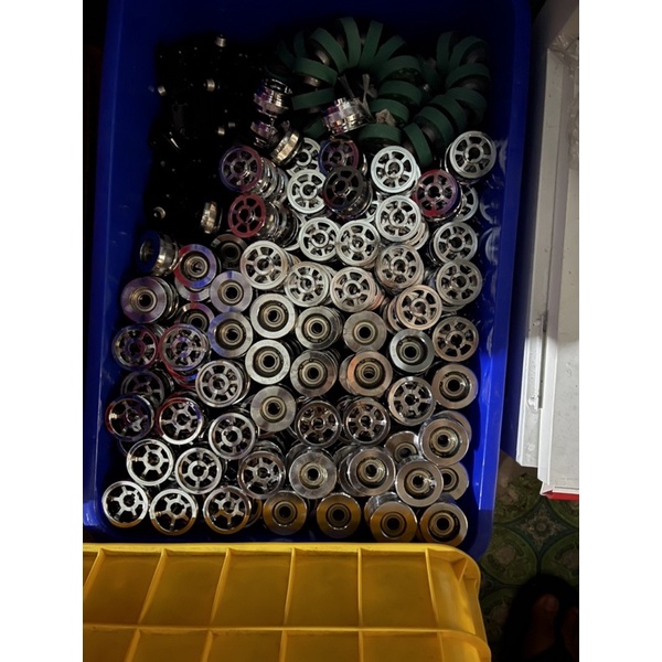 Quả lô sắt /bánh lăn ép/dùng cho  máy ép bao frm980,fr900,sfr780,fr770,sf150,frd1000..vv..