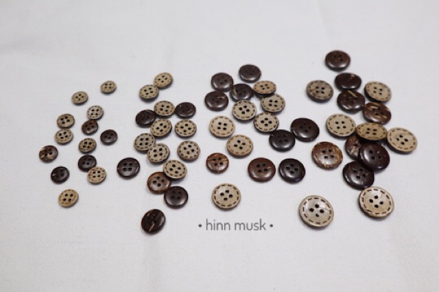 Khuy gỗ dừa handmade