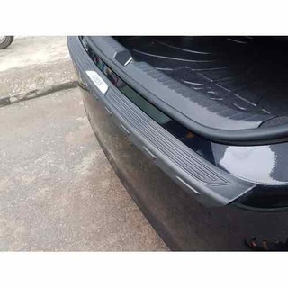 Chống trầy cốp ngoài xe toyota vios 2019-2021 mẫu nhựa đen