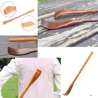 1 cây gãi lưng bằng gỗ tự nhiên