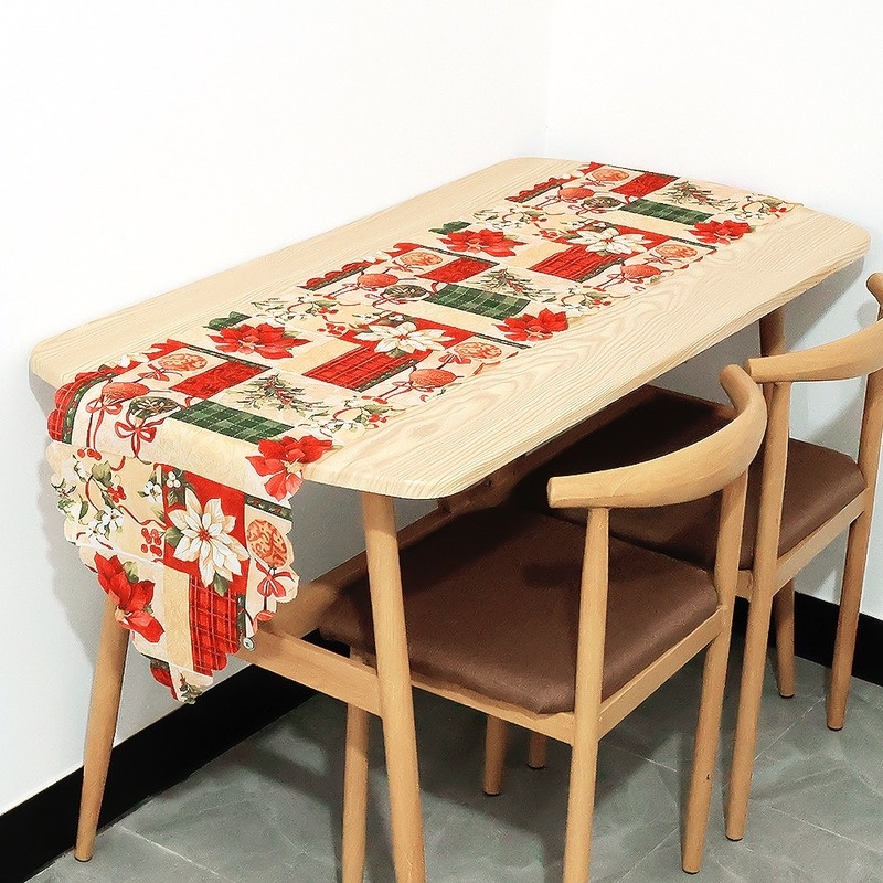 Khăn trải bàn họa tiết giáng sinh hoạt hình