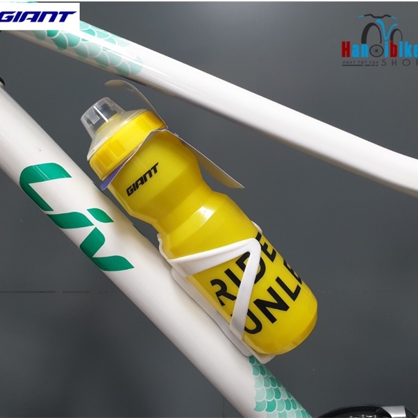 Bình nước xe đạp Giant Ne Ride Unleashed màu Vàng