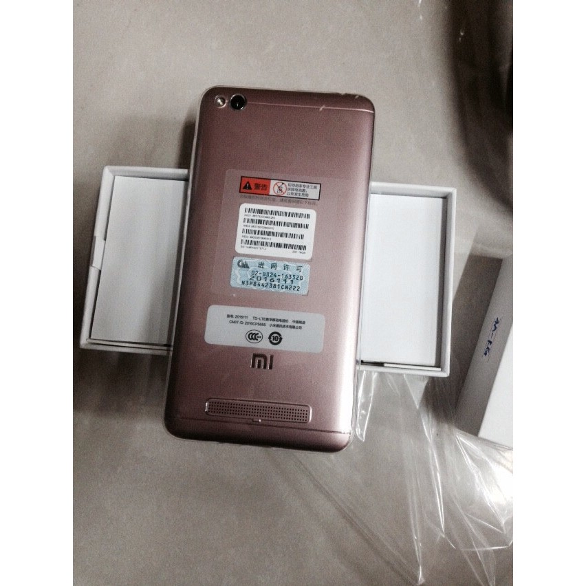 combo kính cường lực và ốp lưng silicon xiaomi redmi 4a ( tặng giá đỡ )