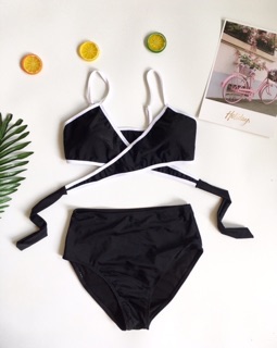 Bikini 2 mảnh cúp ngực viền trắng