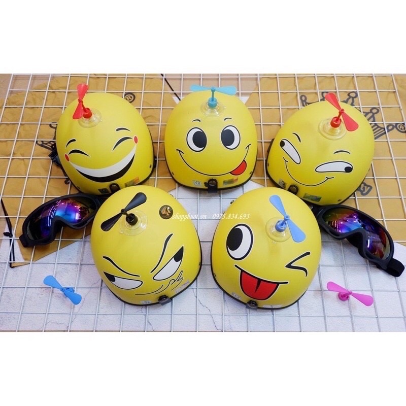 Chong Chóng Doremon gắn xe, mũ bảo hiểm siêu Cute