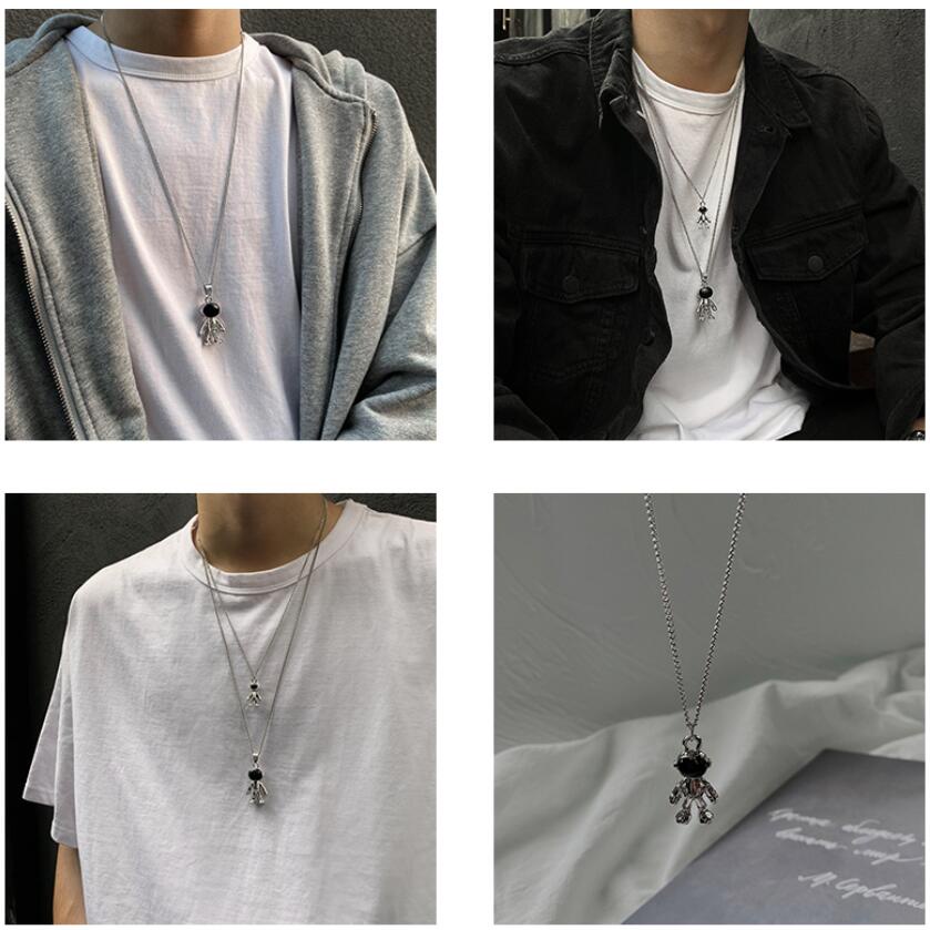 Dây Chuyền Mặt Hình Phi Hành Gia Thời Trang