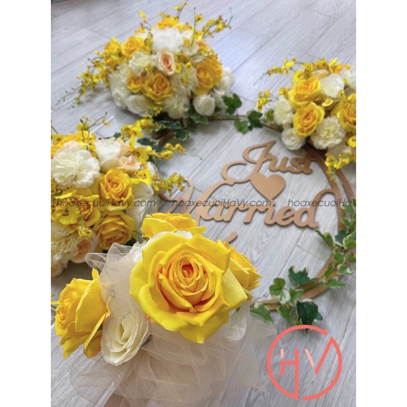 HOA XE CƯỚI ĐẸP MÀU TRẮNG VÀNG