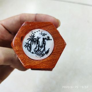 Lọ đựng tăm gỗ hương