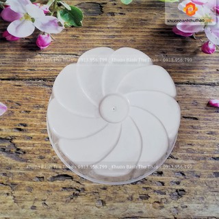 Khuôn ép cơm, xôi, rau câu hình cánh quạt Vĩnh Trường MS02