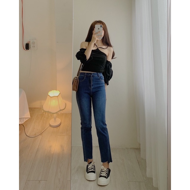 Áo croptop cổ yếm tay bồng 660