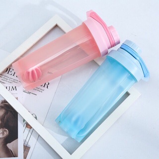Bình Lắc Gym Thể Thao 700ml Kiểu Nắp Vặn 2020
