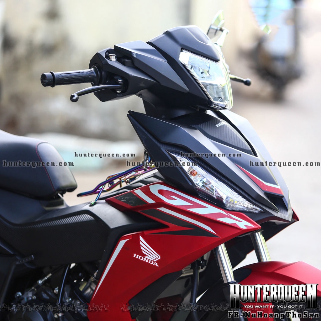 Tem rời in UV cao cấp, dán xe Winner V1 màu đỏ. Mẫu GTR đơn giản. Decal chống nước, không bay màu, bong tróc