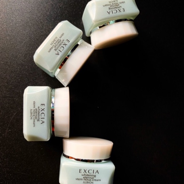 MINI 3.5gr kem dưỡng ẩm Nova Excia