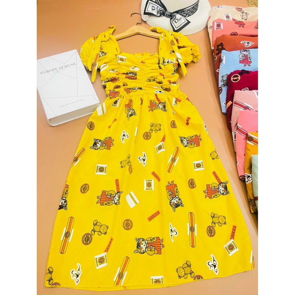 Đầm dúng ngực duyên dáng