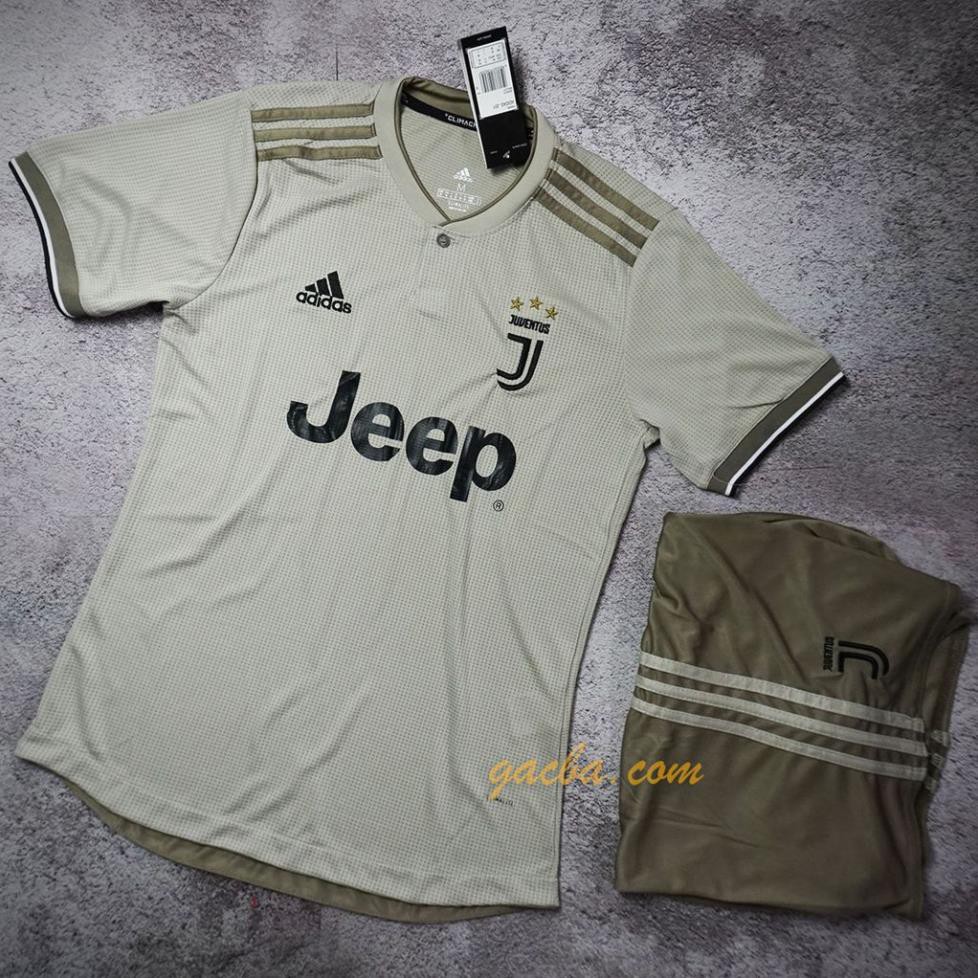 Áo Juventus mùa 2018-2019 sân khách/Freeship/ Bộ quần áo đá banh Juventus sân khách màu xám cực chất ་