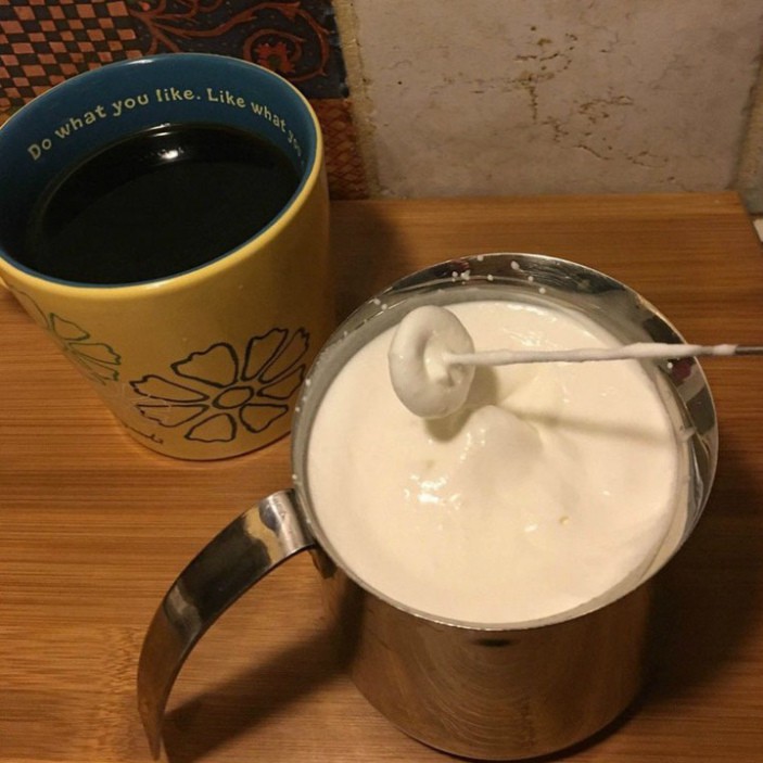 Sản Phẩm Máy tạo bọt cafe, sữa cầm tay MFB1501D-Tích hợp nhiều đầu trộn, lắp đặt dễ dàng. Bảo hành 3 tháng .
