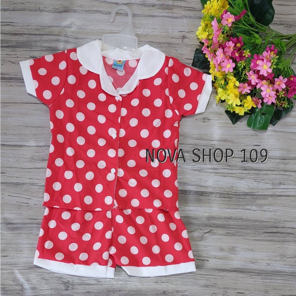 Bộ đồ pijama chấm bi cực xinh xắn cho bé gái từ 16-20kg, vải kate lụa mềm mịn bao mát mẻ.