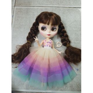 Đầm cầu vồng dành cho blythe