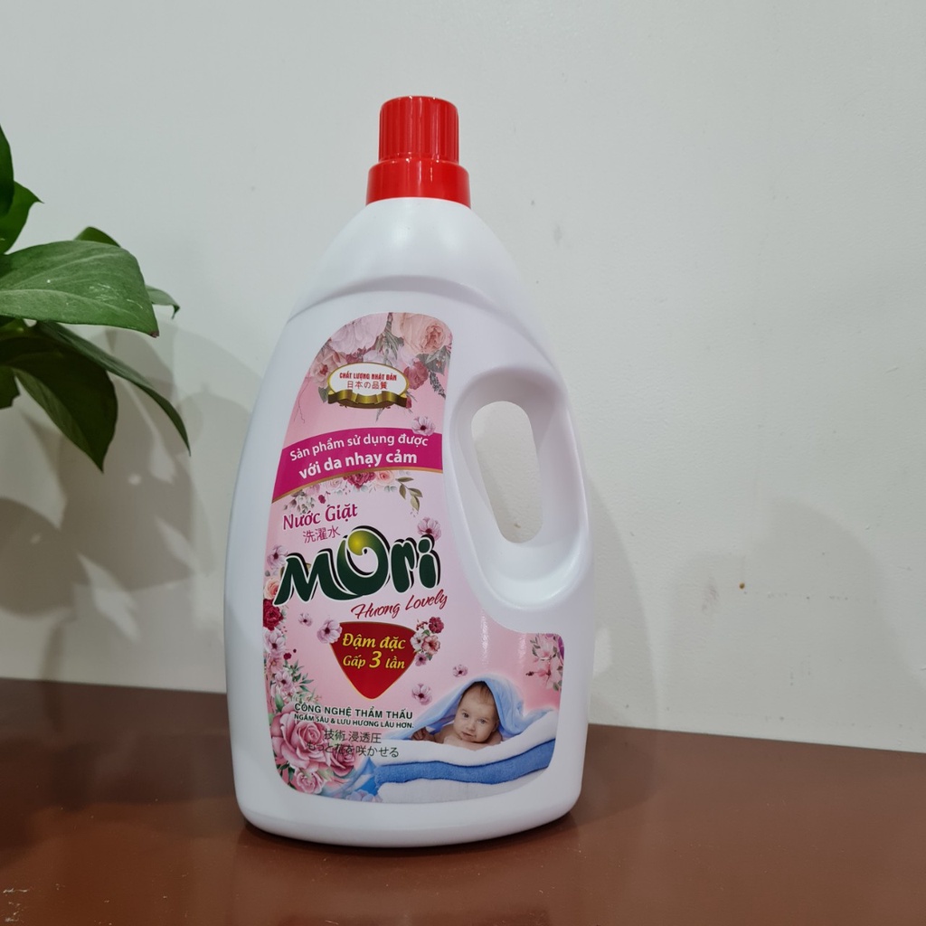 Nước giặt cao cấp MORI hương Lovely can 2L, đậm đặc gấp 3 lần