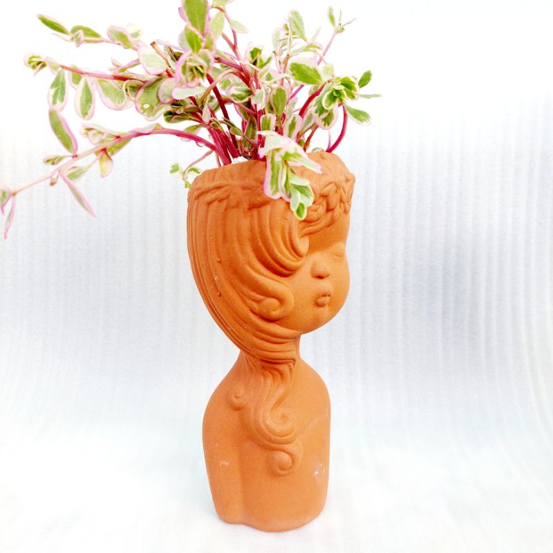 Chậu đất nung, Chậu sen đá - Cô gái tóc mây, đường kính miệng 7cm, chiều cao 20cm