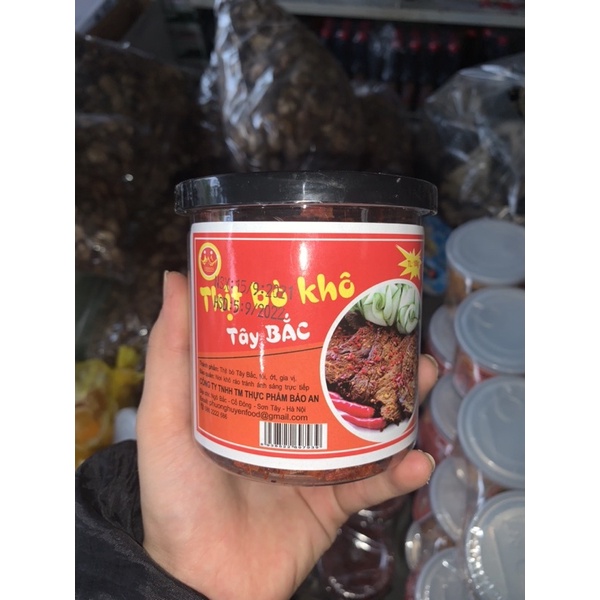 Hộp khô gà, mực hấp,thịt bò khô