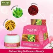 Kem dưỡng trắng da ban ngày VAADI HERBALS 100% TỪ THIÊN NHIÊN
