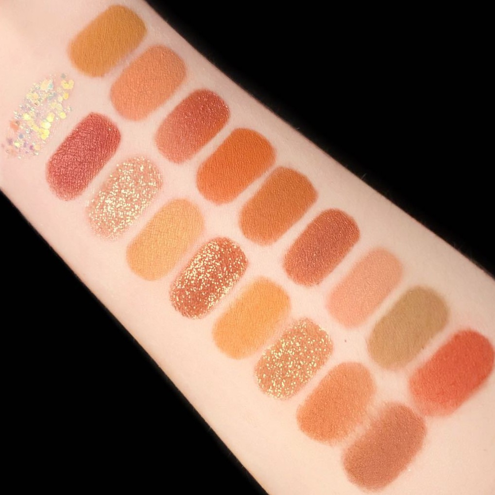 Bảng phấn mắt và phấn má 18 ô mugeleen siêu đẹp | BigBuy360 - bigbuy360.vn