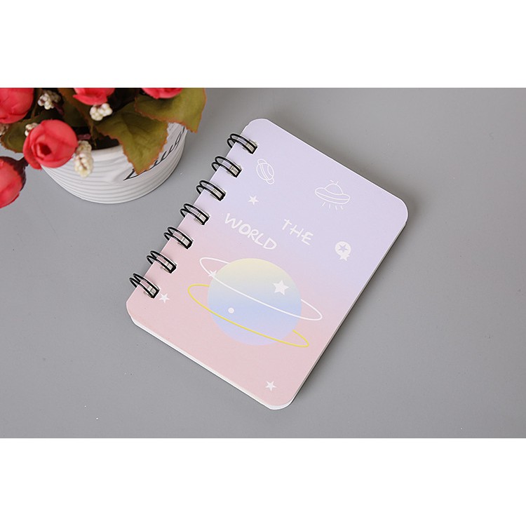 Sổ tay mini có dòng kẻ hình vũ trụ hành tinh dễ thương (8x10,5cm)