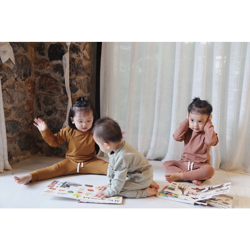 Cozy Playwear Set (Bộ quần áo dài tay)