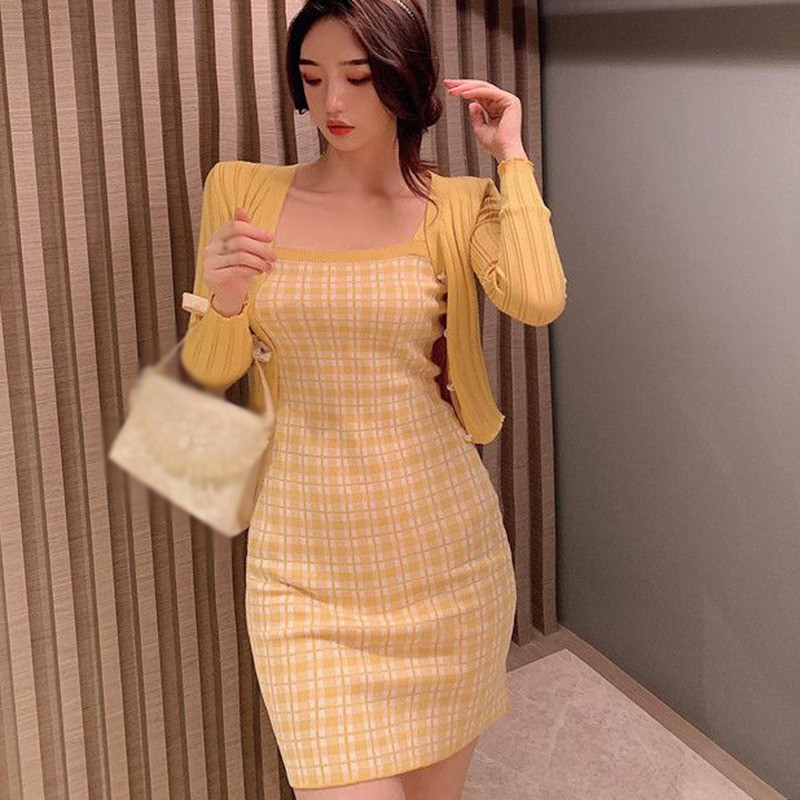 Đầm Hai Dây Hở Lưng Họa Tiết Ca Rô Quyến Rũ Dành Cho Nữ