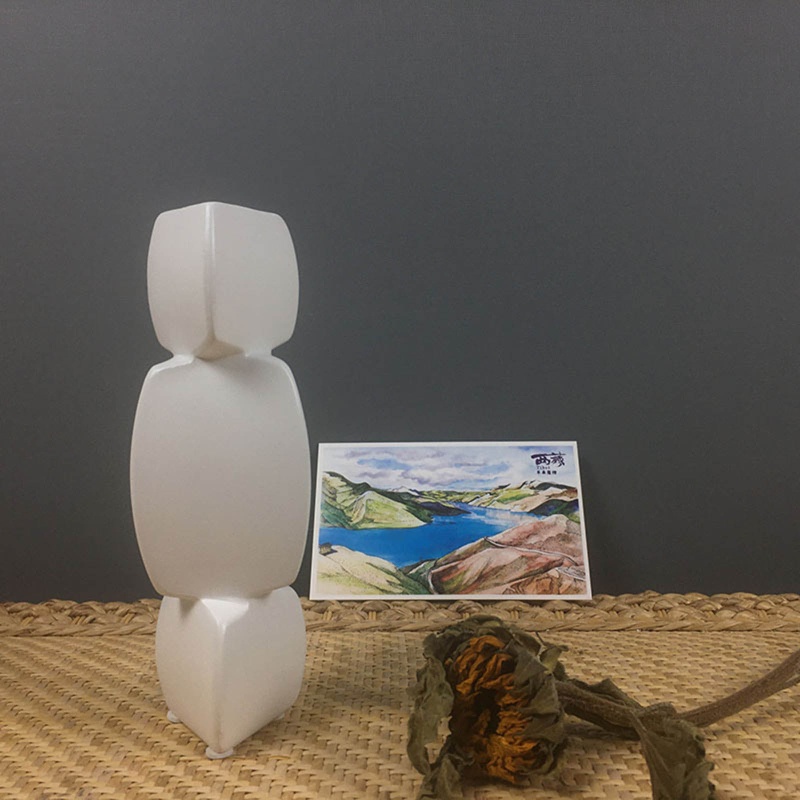 Chậu Hoa Bằng Gốm Hình Tam Giác Họa Tiết Rễ Sen Trừu Tượng Phong Cách Bắc Âu