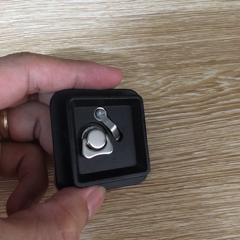 Plate Velbon PHD-41Q và QHD-S5D - đế thao tác nhanh Velbon zin và for