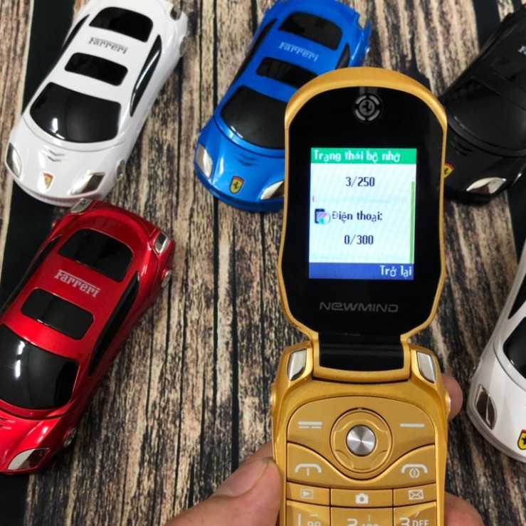 Điện Thoại Nắp Bật Độc Lạ hình ôtô F15 thiết kế độc đáo nhỏ gọn 02 sim 02 sóng 01 khe cắm thẻ nhớ | BigBuy360 - bigbuy360.vn