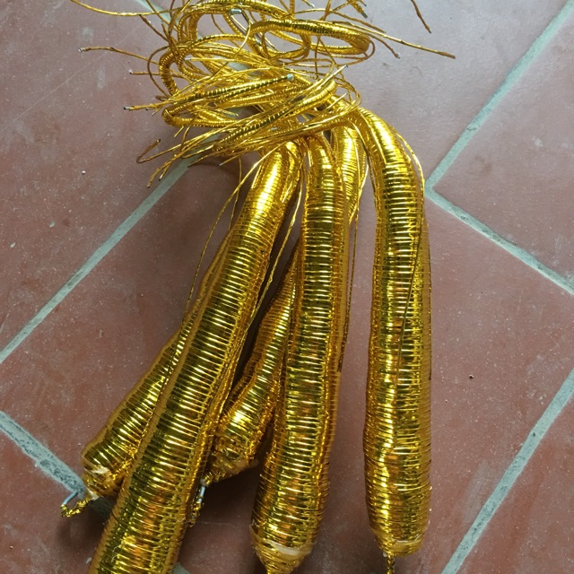 Thân cây tiền