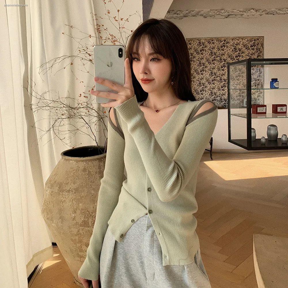 Áo khoác cardigan dệt kim cổ chữ v hở vai phong cách Hàn Quốc 2022 thời trang cho nữ | BigBuy360 - bigbuy360.vn