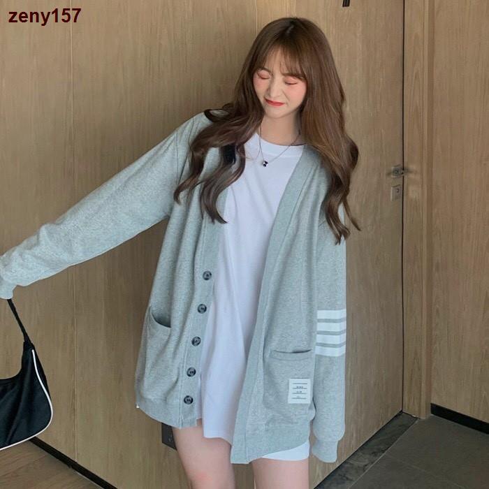 miu-miu♂❈ÁO CARDIGAN MỎNG KẺ SỌC CELEB THOM Browne - ÁO KHOÁC LEN CARDIGAN CỔ TIM SỌC TAY ĐEN XÁM | BigBuy360 - bigbuy360.vn