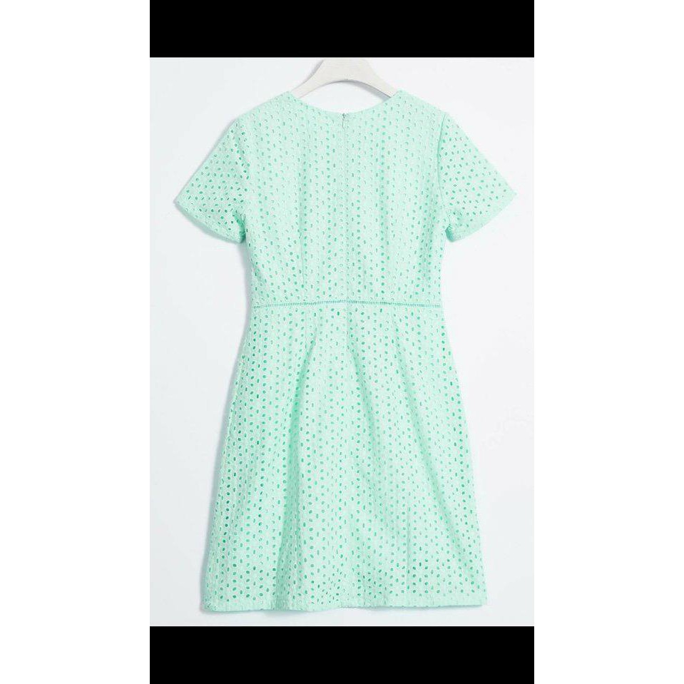 Đầm ROEM D248