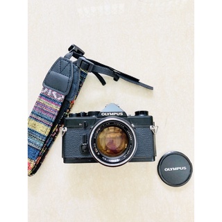 Máy ảnh film Olympus OM1 Black + Lens Olympus Zuiko 50mm f1.4 ngàm OM
