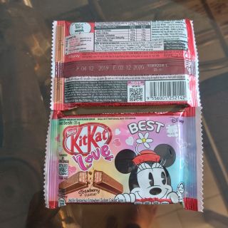 Kitkat mickey mine vị dâu 35g