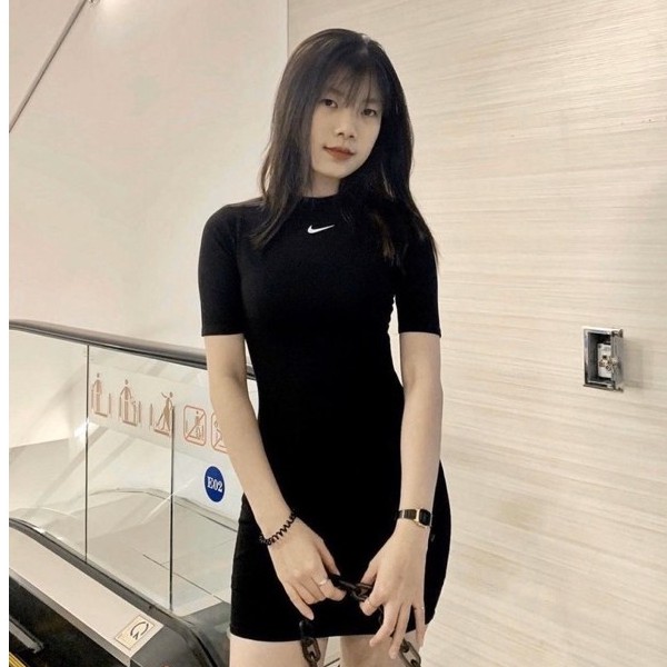 [Mã SKAMSALEP6 giảm 10% tối đa 100K đơn 150K] ĐẦM BODY ĐEN THUN TAY NGẮN | BigBuy360 - bigbuy360.vn