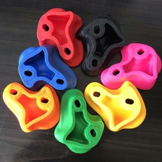 Núm leo núi vận động