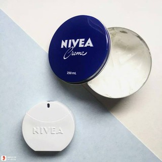 Kem dưỡng ẩm Nivea Creme 250ml.